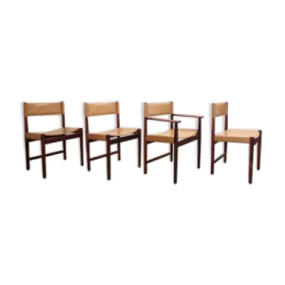Lot de 4 chaises en bois - furniture