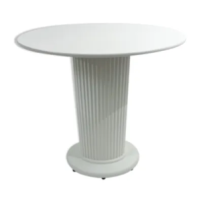 Table d’appoint allemande