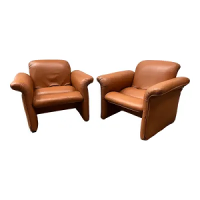 Paire de fauteuils cuir - design italien