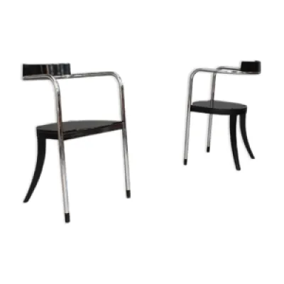 Set of 2 chrome lounge chairs by
