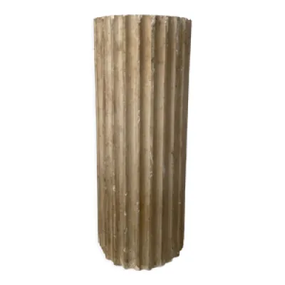 colonne ancienne en platre