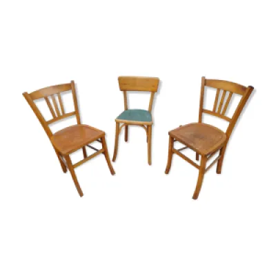 Ensemble de trois chaises - bistrot baumann