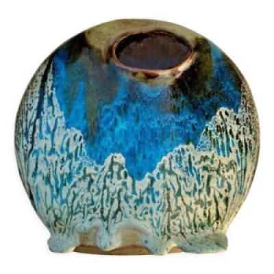 Vase en ceramique a decor - signature identifier
