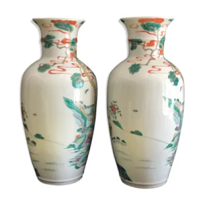 Chine paire de vases - polychrome