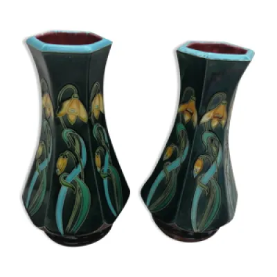 Paire de vases d'Orchies - lys