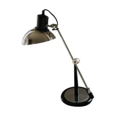 Lampe de bureau chromée - design