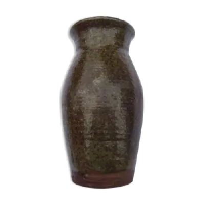 Vase en ceramique mouchetée