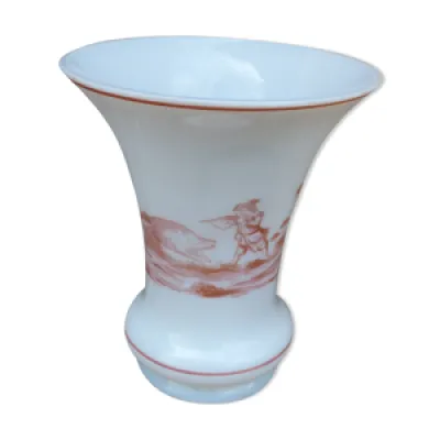 vase en opaline motifs - rouge