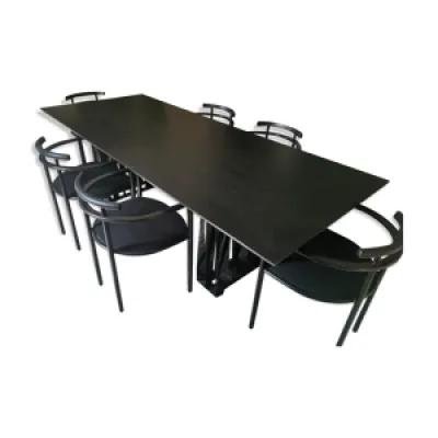 Table de salle à manger - chaises