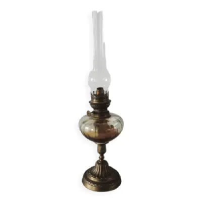 Ancienne lampe à pétrole - laiton verre