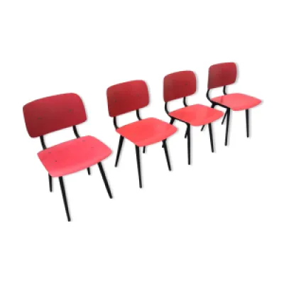 Suite de 4 chaises modèle