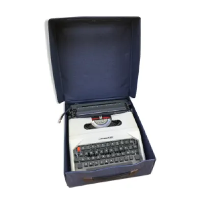 Ancienne machine à écrire - bleue