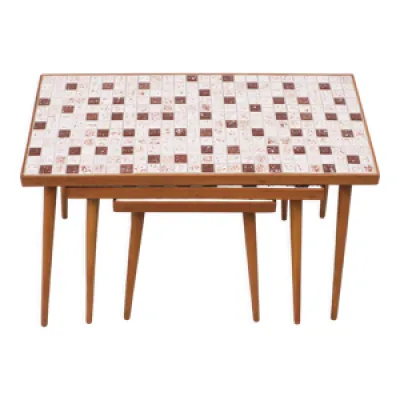 tables gigognes carreaux - 1960
