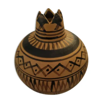 Céramique grecque en - forme grenade
