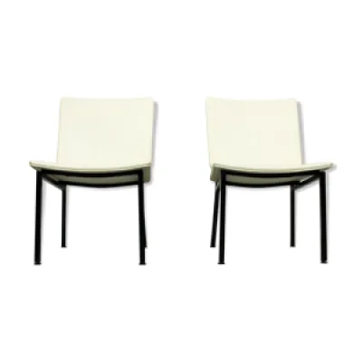 Ensemble de 2 chaises - minimalistes