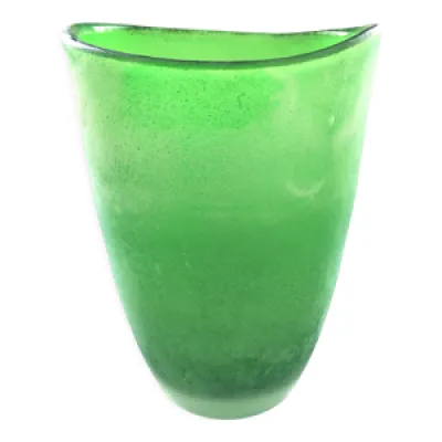 Vase vert en pâte de - verre