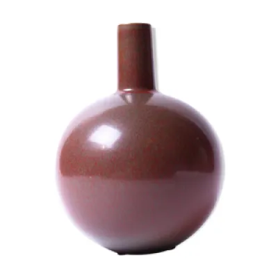 vase en céramique par