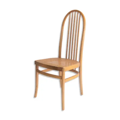 Chaise en bois cannée