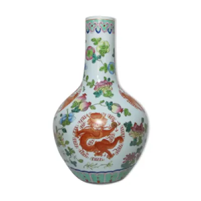 Vase en porcelaine famille - rose chine