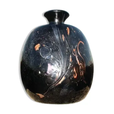 Vase en pate de verre - noir