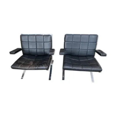 2 fauteuils cuir noir