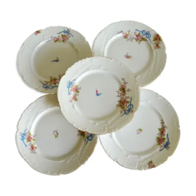 5 assiettes plates Porcelaine