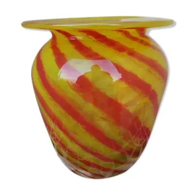 Vase en verre soufflé