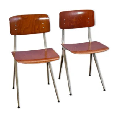 Ensemble de 2 chaises - industrielles 1960