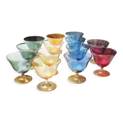13 anciens verres à - verre multicolore