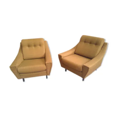 Paire de fauteuils années - 60 jaune