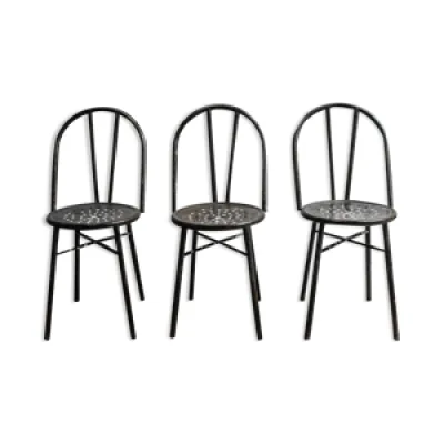 Série de trois chaises