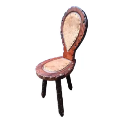 Chaise bois sculpté - peau