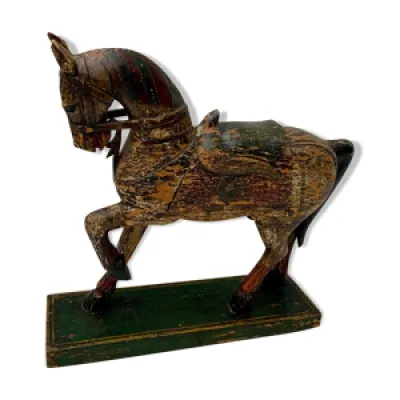 Cheval en bois polychrome - peint fin