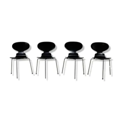 Chaises Ant d'Arne Jacobsen - fritz hansen