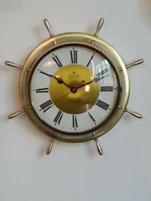 Belle horloge ancienne - junghans electronic
