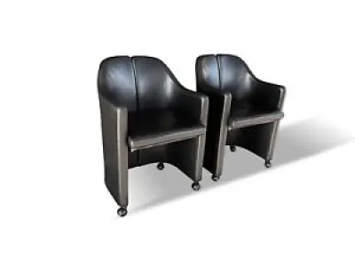 Paire de fauteuils S142 - tecno