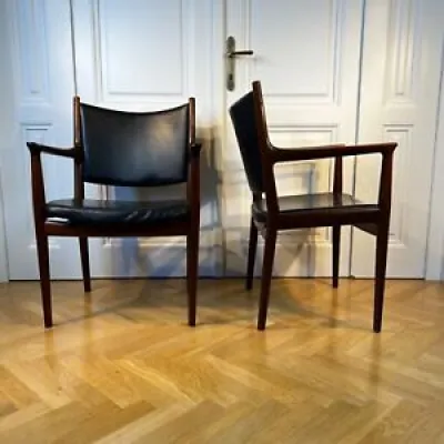 Hans Wegner Johannes - leather armchair