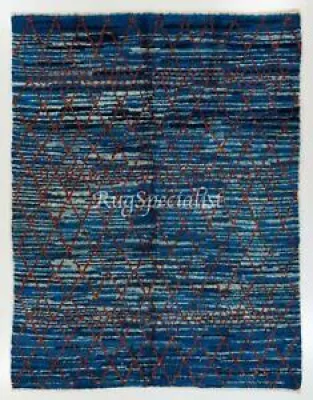 Contemporary Moroccan - berber wool rug