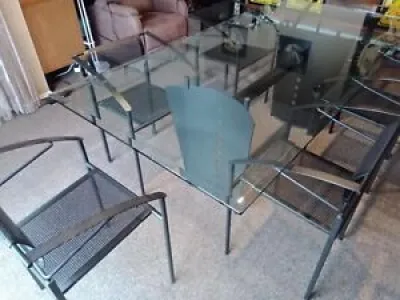 Table et chaises de salle - fly line