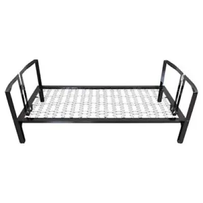 Vanessa metal bed by - tobia scarpa