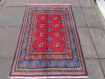 Petit tapis vintage traditionnel - 152