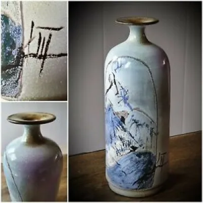 Superbe vase en ceramique - signature