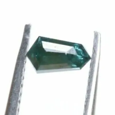 0.60Cts forme de bouclier - diamant