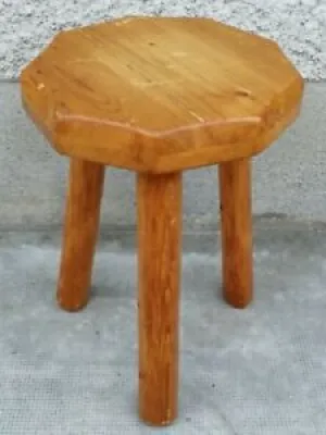 Tabouret tripode design - stool