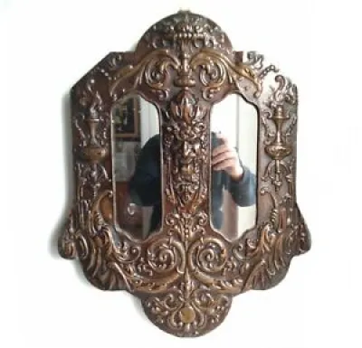 Ancien miroir en cuivre