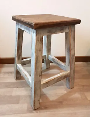 Tabouret bois massif - stool