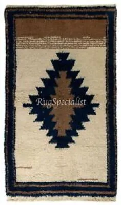 Soft Wool Tulu Rug. Simple - hand knotted