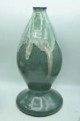 Grand vase au design - morvan