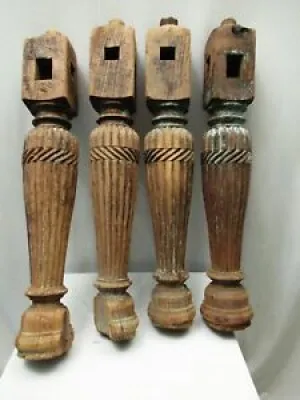 Ancien lit indien quatre - jambes