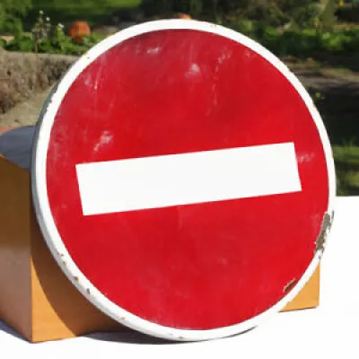 Panneau de signalisation - sens interdit